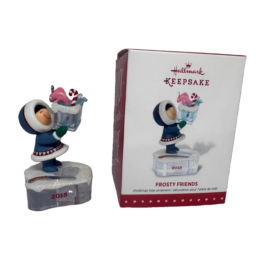 Adorable Hallmark Keepsake Frosty Friends 2015 Eskimo & Fish In Bowl #16